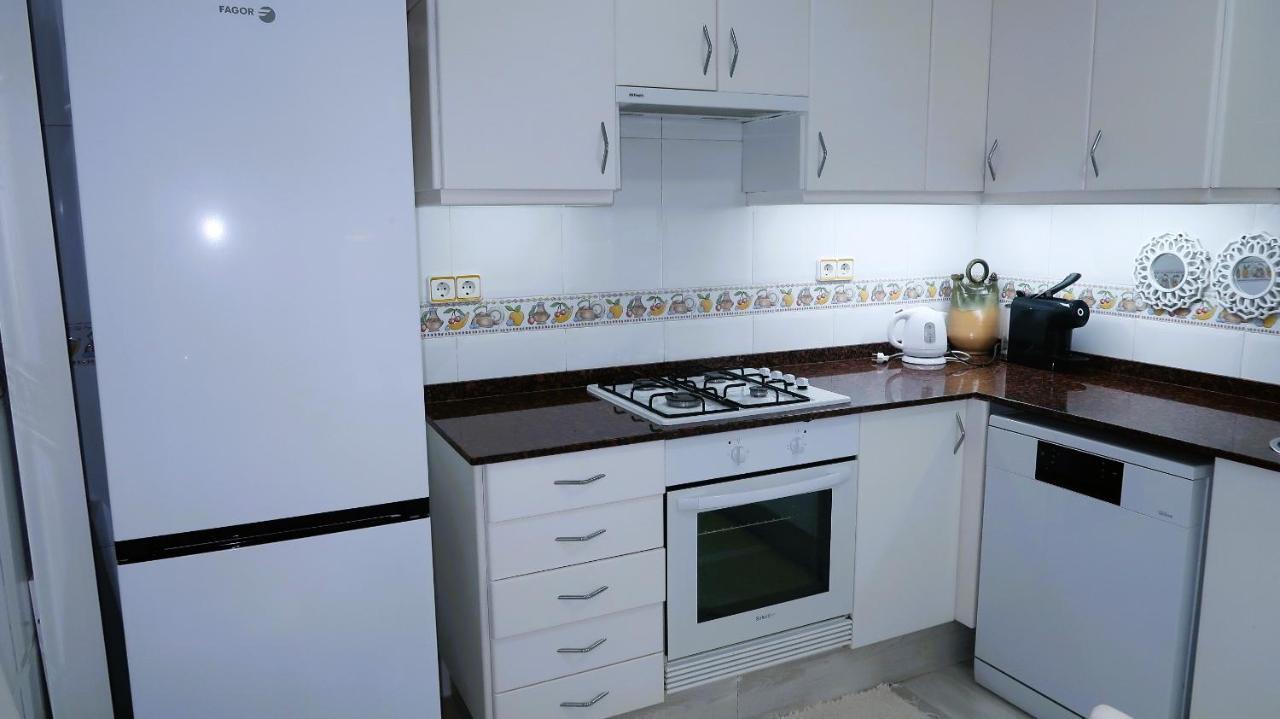 Entire Apartment , 2 Bedrooms Newly Remodeled Center Sitges Barcelona Buitenkant foto