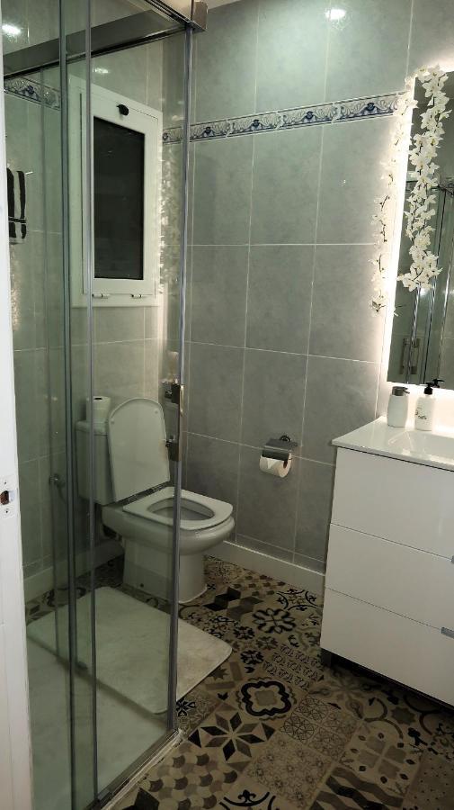 Entire Apartment , 2 Bedrooms Newly Remodeled Center Sitges Barcelona Buitenkant foto