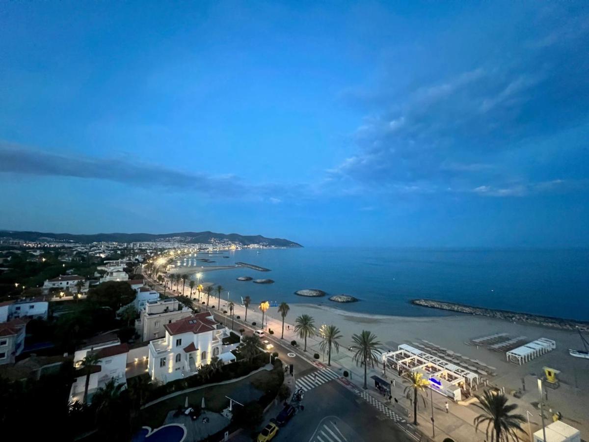 Entire Apartment , 2 Bedrooms Newly Remodeled Center Sitges Barcelona Buitenkant foto